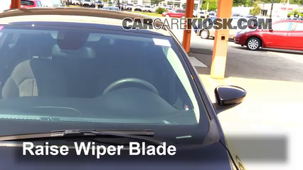 2015 Chrysler 200 Limited 2.4L 4 Cyl. Sedan (4 Door) Windshield Wiper Blade (Front) Replace Wiper Blades